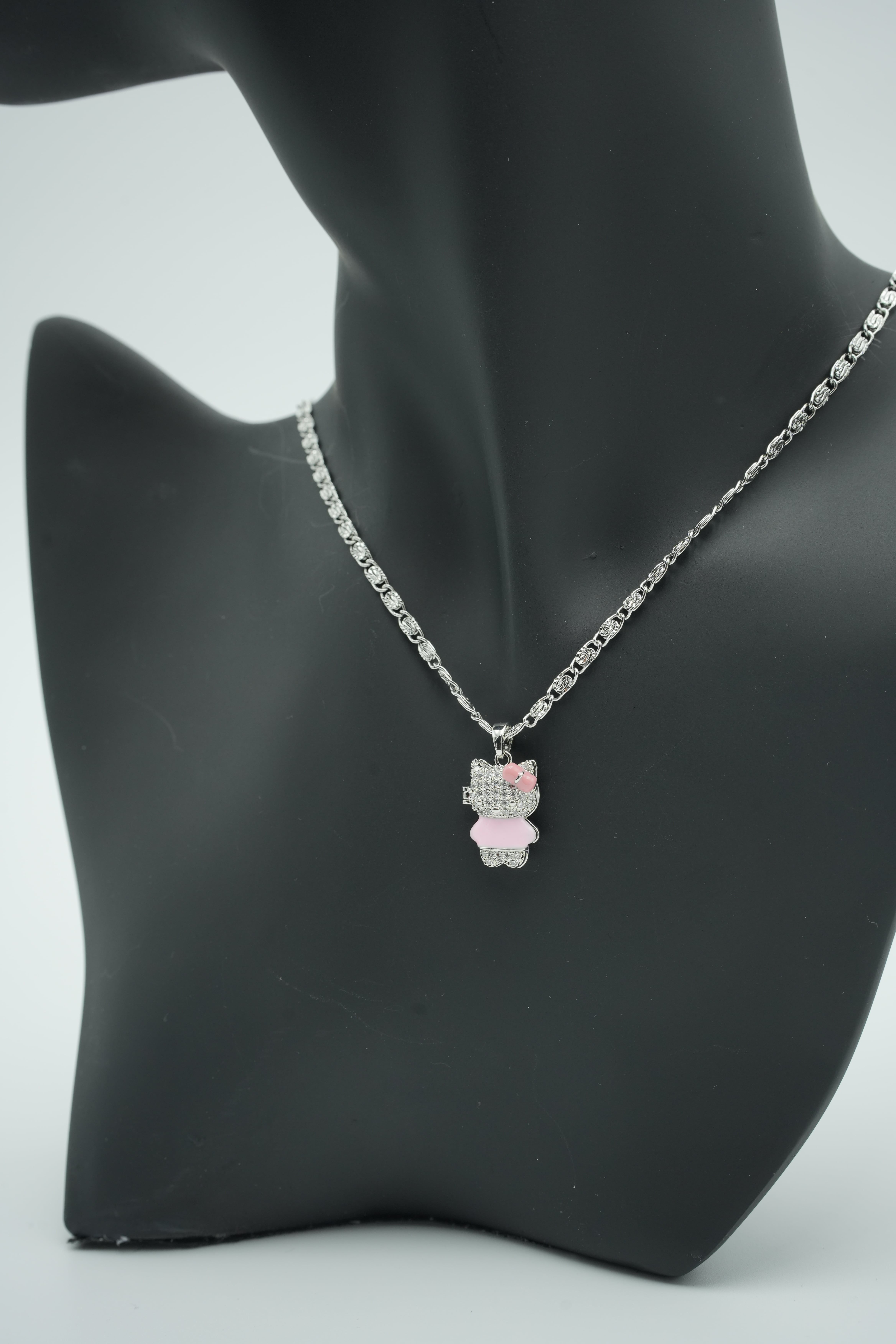 Hello Kitty Kolye Beyaz